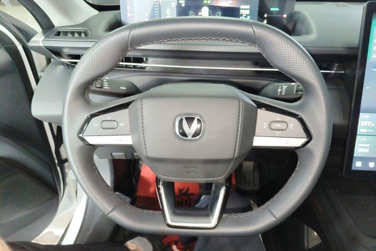 Used CHANGAN Eado 2024 1.5T GDI Automatic Flagship Edition Steering Wheel