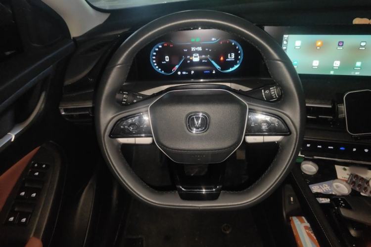 Used CHANGAN Eado 2024 PLUS Blue Whale NE 1.4T GDI DCT High-Energy Edition Steering Wheel