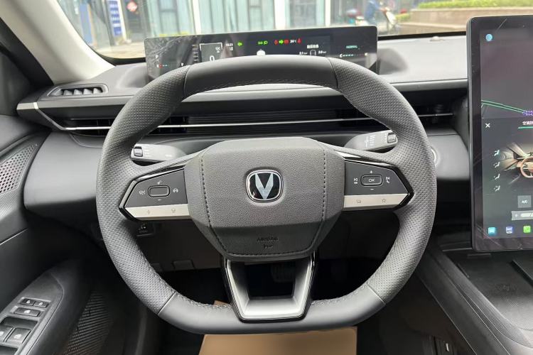 Used CHANGAN Eado 2024 1.5T GDI Automatic Flagship Edition Steering Wheel