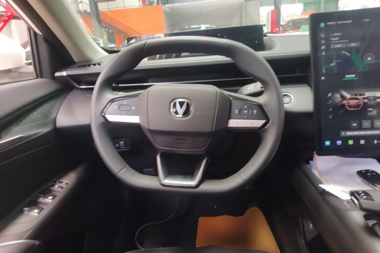 Used CHANGAN Eado 2024 1.5T GDI Automatic Enjoyment Edition Steering Wheel