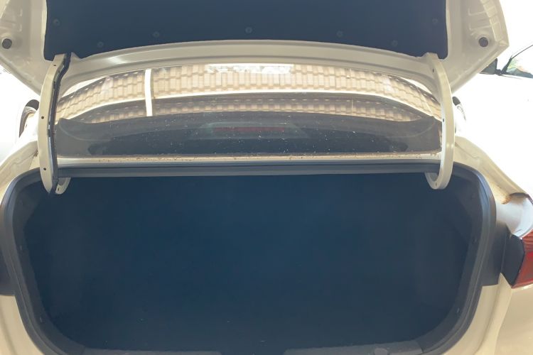 Used CHANGAN Eado 2024 PLUS Blue Whale NE 1.4T GDI DCT High-Energy Edition Trunk