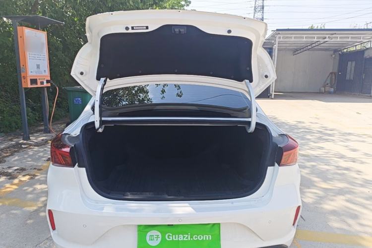 Used CHANGAN Eado 2024 PLUS Blue Whale NE 1.4T GDI DCT High-Energy Edition Trunk