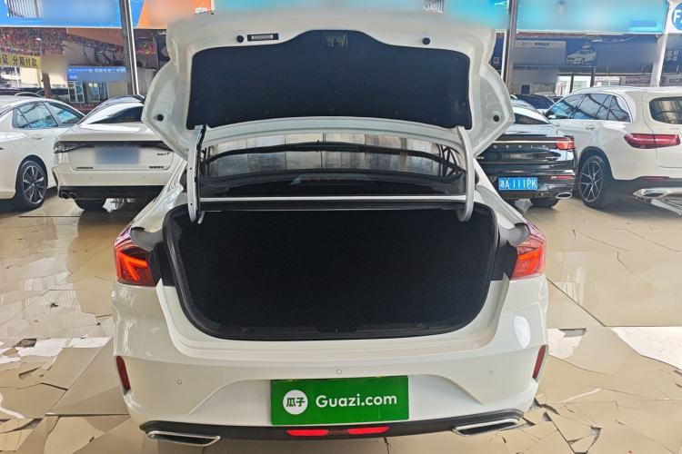 Used CHANGAN Eado 2024 PLUS Blue Whale NE 1.4T GDI DCT High-Energy Edition Trunk