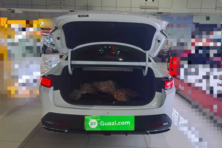 Used CHANGAN Eado 2024 1.5T GDI Automatic Prestige Edition Trunk