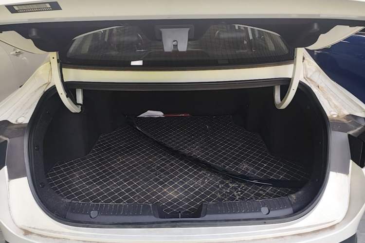 Used CHANGAN Eado 2024 1.5T GDI Automatic Prestige Edition Trunk