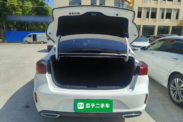 Used CHANGAN Eado 2024 PLUS Blue Whale NE 1.4T GDI DCT High-Energy Edition Trunk
