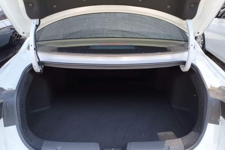 Used CHANGAN Eado 2024 1.5T GDI Automatic Enjoyment Edition Trunk
