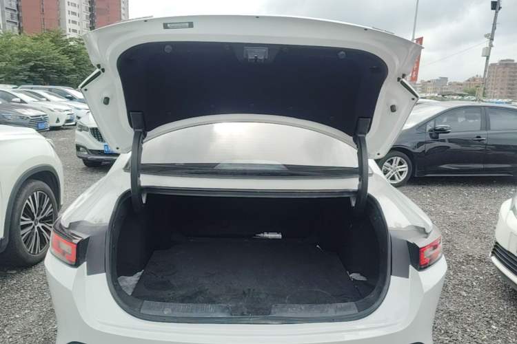 Used CHANGAN Eado 2024 1.5T GDI Automatic Flagship Edition Trunk