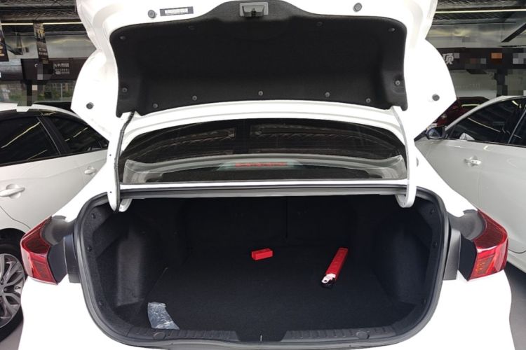 Used CHANGAN Eado 2024 PLUS Blue Whale NE 1.4T GDI DCT High-Energy Edition Trunk