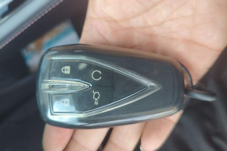 Used CHANGAN Eado 2024 PLUS Blue Whale NE 1.4T GDI DCT High-Energy Edition Vehicle Key