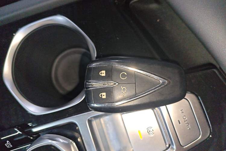 Used CHANGAN Eado 2024 PLUS Blue Whale NE 1.4T GDI DCT High-Energy Edition Vehicle Key