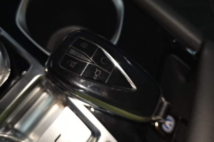Used CHANGAN Eado 2024 PLUS Blue Whale NE 1.4T GDI DCT High-Energy Edition Vehicle Key
