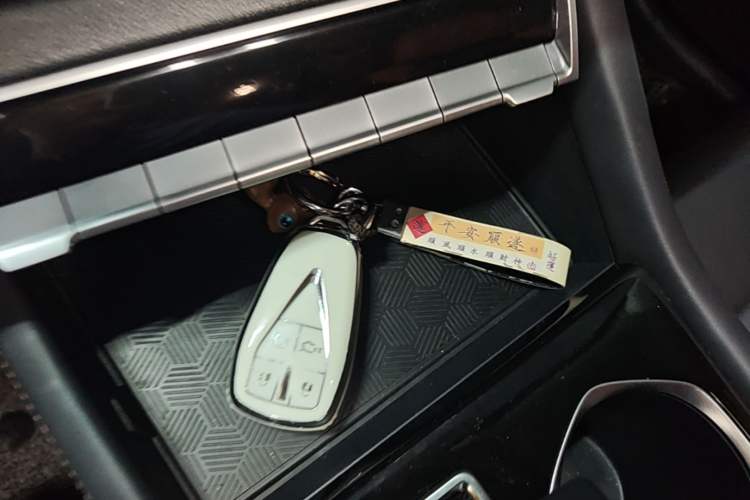 Used CHANGAN Eado 2024 PLUS Blue Whale NE 1.4T GDI DCT High-Energy Edition Vehicle Key