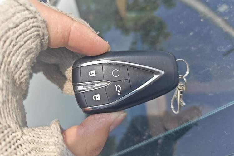 Used CHANGAN Eado 2024 1.5T GDI Automatic Flagship Edition Vehicle Key