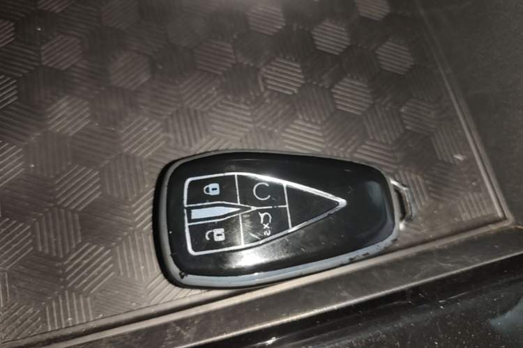 Used CHANGAN Eado 2024 PLUS Blue Whale NE 1.4T GDI DCT High-Energy Edition Vehicle Key