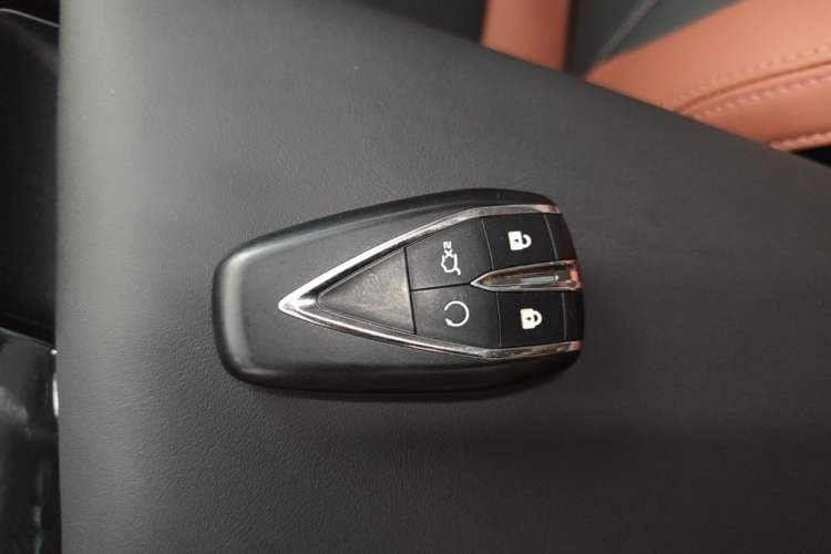 Used CHANGAN Eado 2024 PLUS Blue Whale NE 1.4T GDI DCT High-Energy Edition Vehicle Key