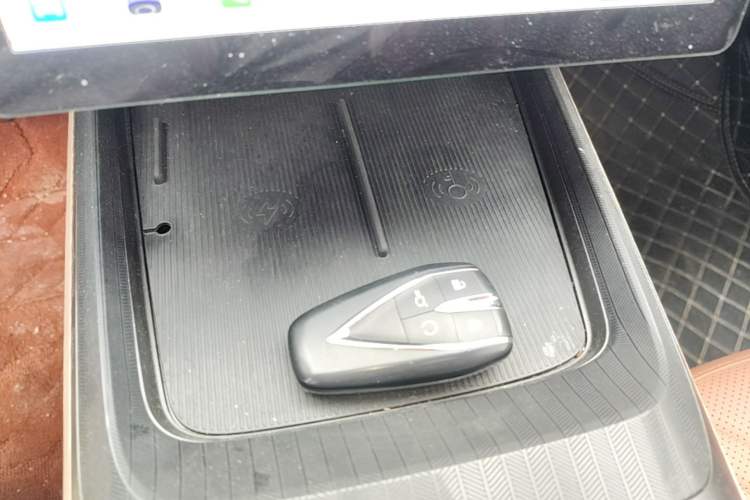 Used CHANGAN Eado 2024 1.5T GDI Automatic Flagship Edition Vehicle Key