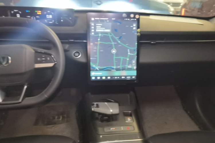 Used CHANGAN Eado 2025 Blue Whale 1.5T 500Bar Prestige Model Audio And AC Panel