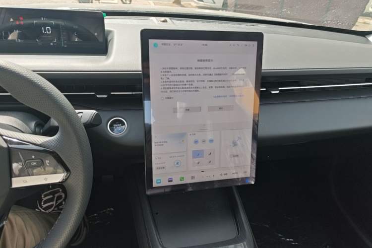 Used CHANGAN Eado 2025 Blue Whale 1.5T 500Bar Prestige Model Audio And AC Panel