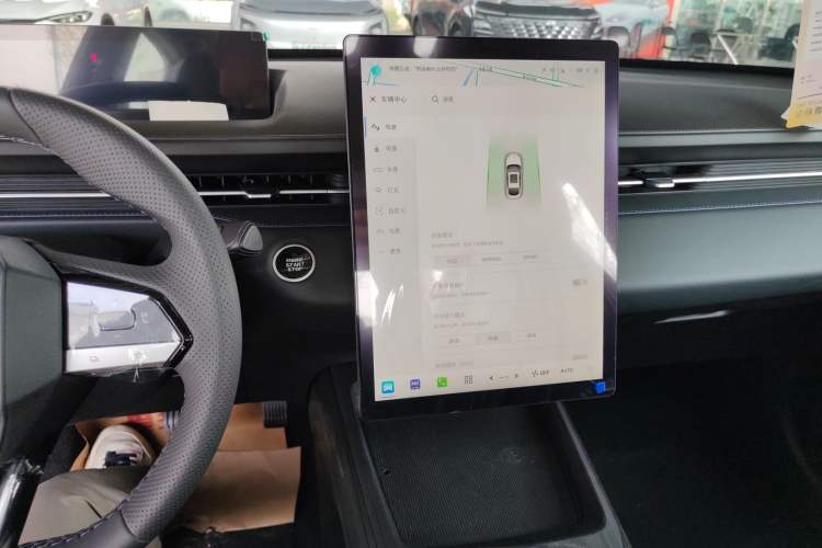 Used CHANGAN Eado 2025 Blue Whale 1.5T 500Bar Prestige Model Audio And AC Panel