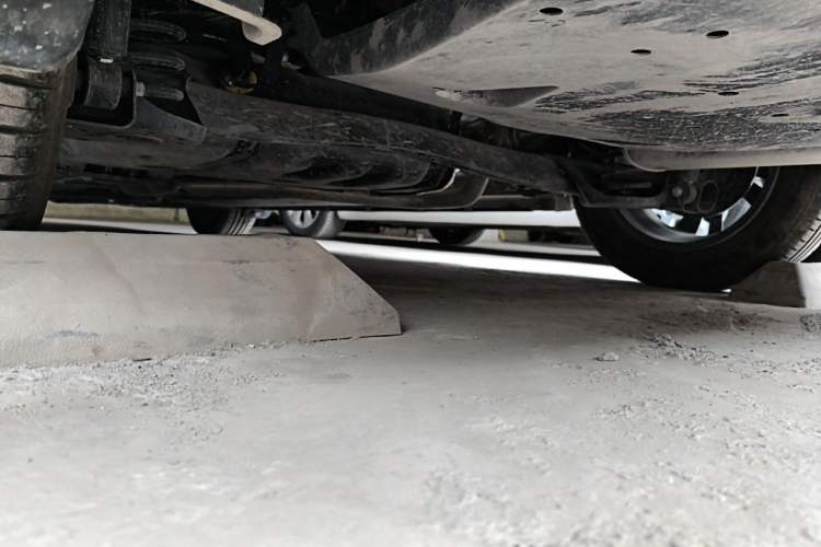 Used CHANGAN Eado 2025 PLUS 1.4T Dual-Clutch High-Energy Version Chassis Rear Left