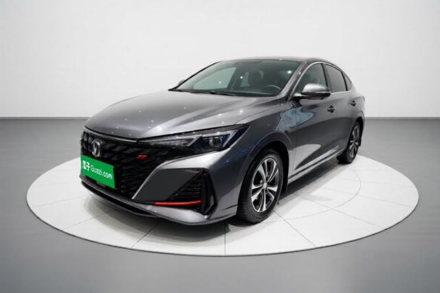 CHANGAN Eado 2025 PLUS 1.4T Dual-Clutch High-Energy Version usado