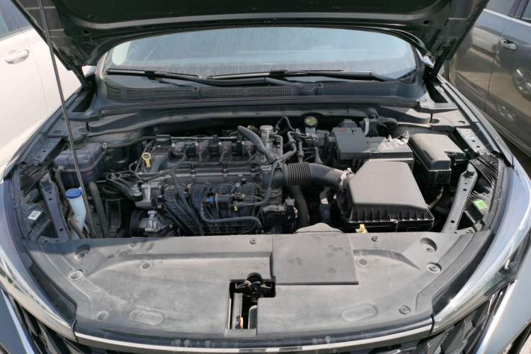 Used CHANGAN Eado 2025 PLUS 1.5L Manual Luxury Edition Engine Bay