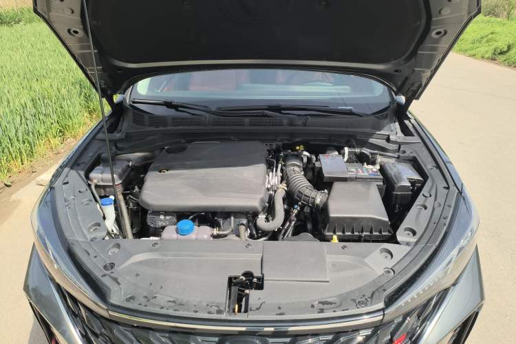 Used CHANGAN Eado 2025 PLUS 1.4T Dual-Clutch High-Energy Version Engine Bay