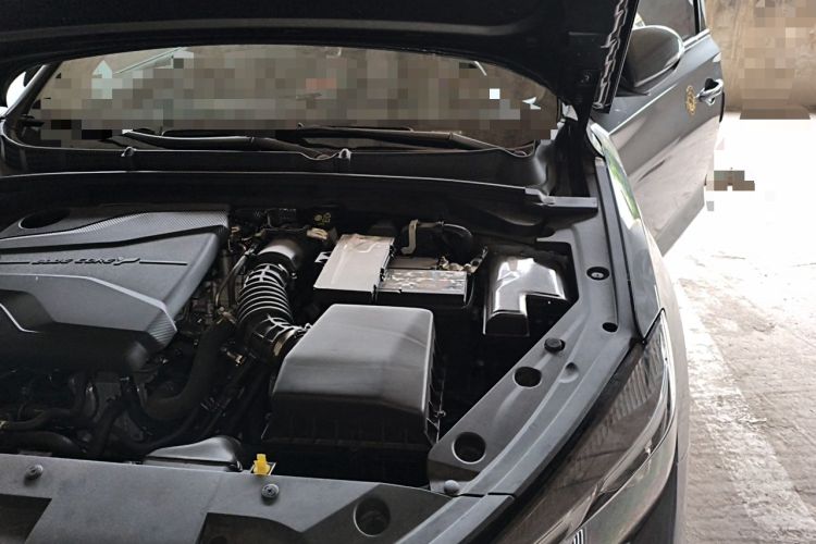 Used CHANGAN Eado 2025 PLUS 1.4T Dual-Clutch High-Energy Version Engine Bay Left