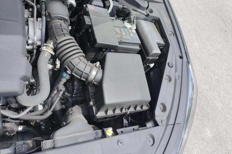 Used CHANGAN Eado 2025 PLUS 1.4T Dual-Clutch High-Energy Version Engine Bay Left