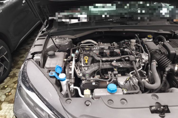 Used CHANGAN Eado 2025 Blue Whale 1.5T 500Bar Prestige Model Engine Bay Right