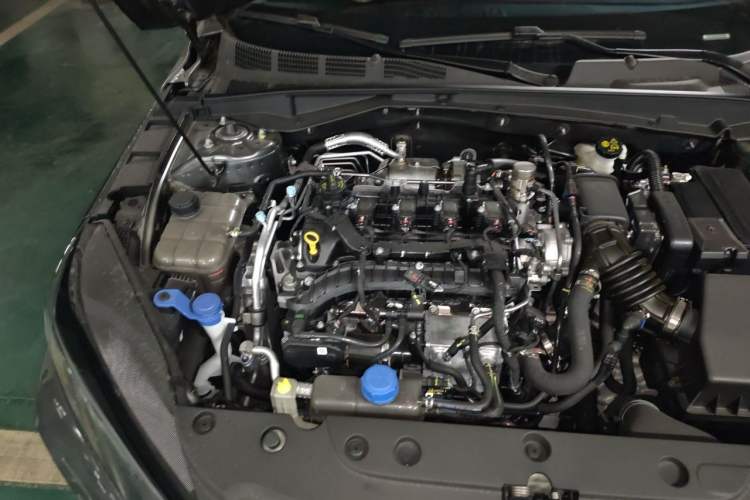 Used CHANGAN Eado 2025 Blue Whale 1.5T 500Bar Flagship Model Engine Bay Right