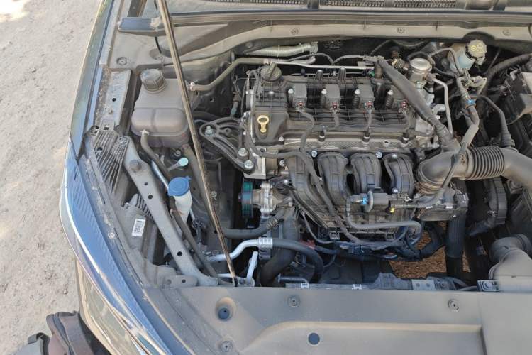 Used CHANGAN Eado 2025 PLUS 1.5L Manual Luxury Edition Engine Bay Right