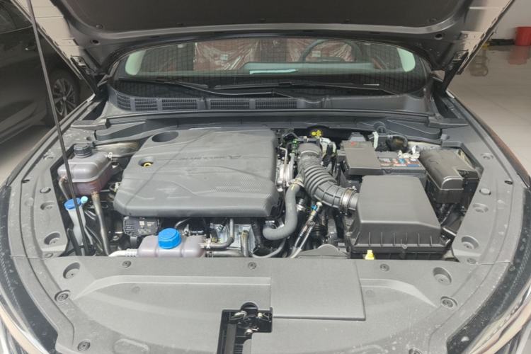 Used CHANGAN Eado 2025 PLUS 1.4T Dual-Clutch High-Energy Version Engine Bay