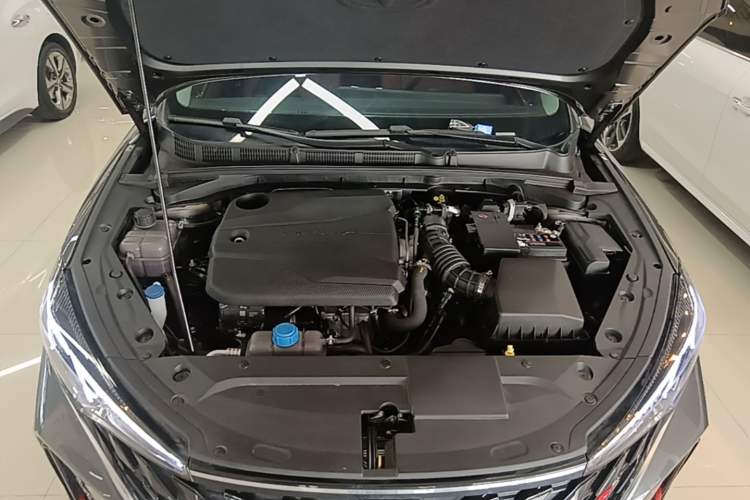 Used CHANGAN Eado 2025 PLUS 1.4T Dual-Clutch High-Energy Version Engine Bay