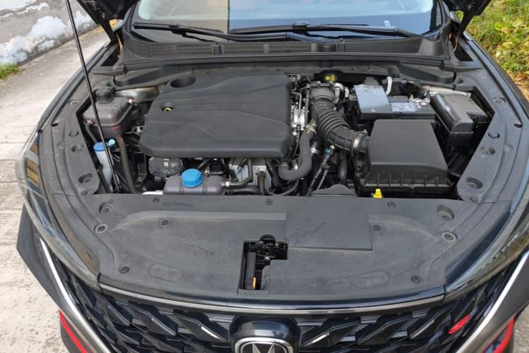 Used CHANGAN Eado 2025 PLUS 1.4T Dual-Clutch High-Energy Version Engine Bay