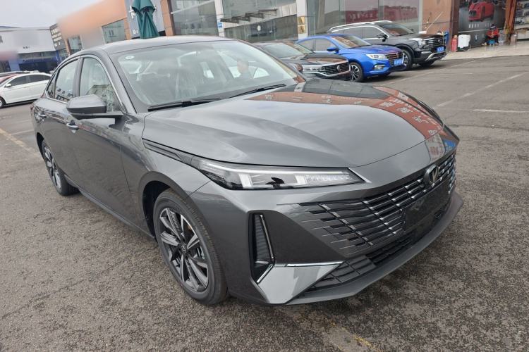 Used CHANGAN Eado 2025 Blue Whale 1.5T 500Bar Prestige Model Exterior 1