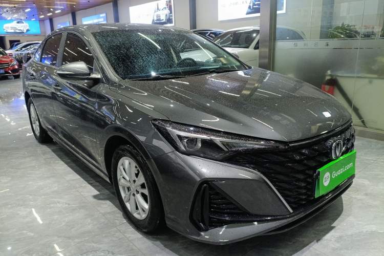 Used CHANGAN Eado 2025 PLUS 1.5L Manual Luxury Edition Exterior 1