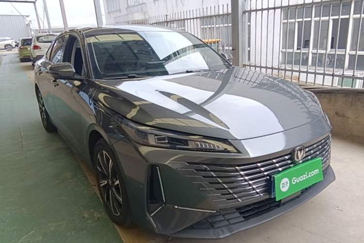 Used CHANGAN Eado 2025 Blue Whale 1.5T 500Bar Prestige Model Exterior 1