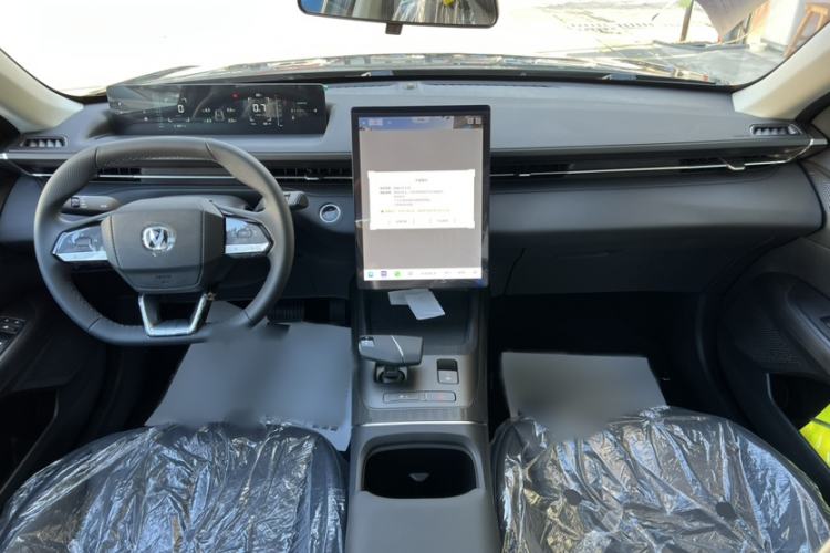 Used CHANGAN Eado 2025 Blue Whale 1.5T 500Bar Prestige Model Exterior 10