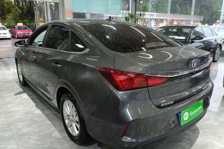 Used CHANGAN Eado 2025 PLUS 1.5L Manual Luxury Edition Exterior 2
