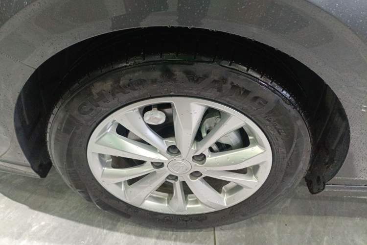 Used CHANGAN Eado 2025 PLUS 1.5L Manual Luxury Edition Exterior 4