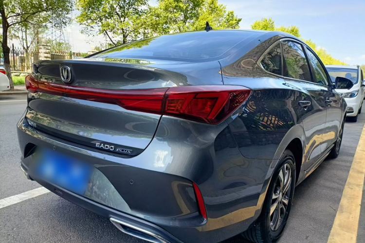 Used CHANGAN Eado 2025 PLUS 1.4T Dual-Clutch High-Energy Version Exterior 4