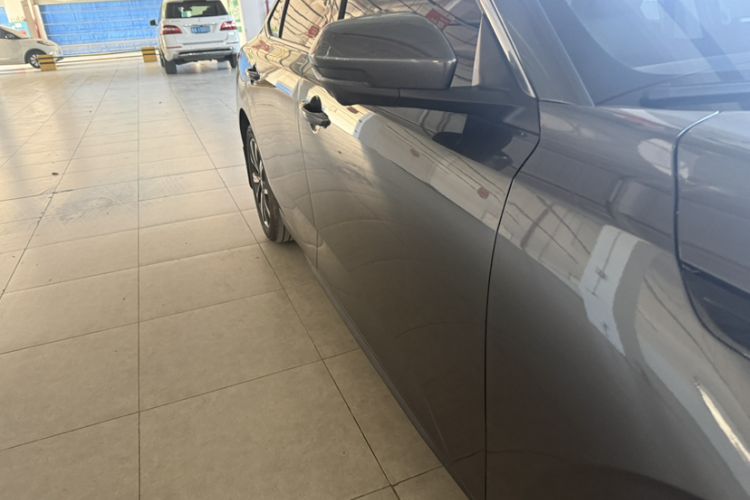 Used CHANGAN Eado 2025 Blue Whale 1.5T 500Bar Prestige Model Exterior 5