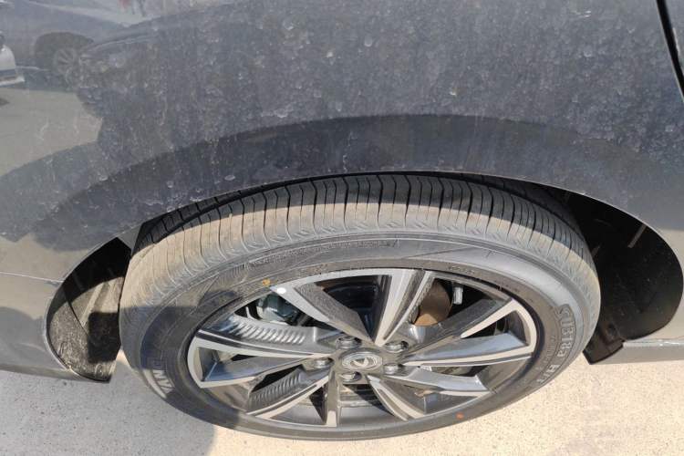 Used CHANGAN Eado 2025 Blue Whale 1.5T 500Bar Prestige Model Exterior 5
