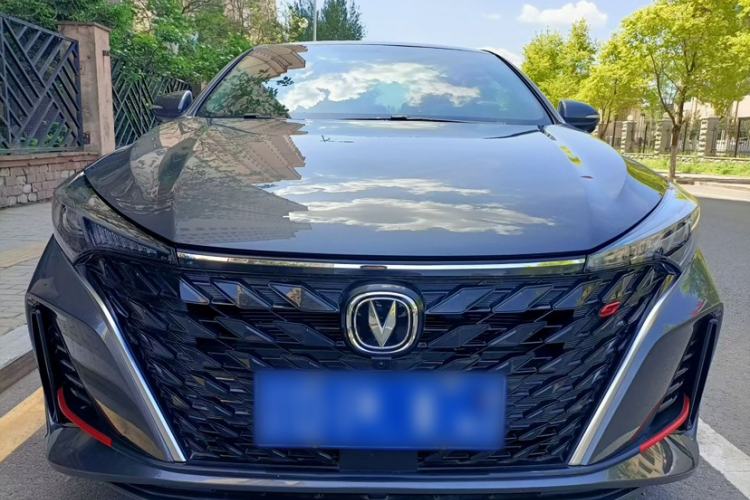 Used CHANGAN Eado 2025 PLUS 1.4T Dual-Clutch High-Energy Version Exterior 5