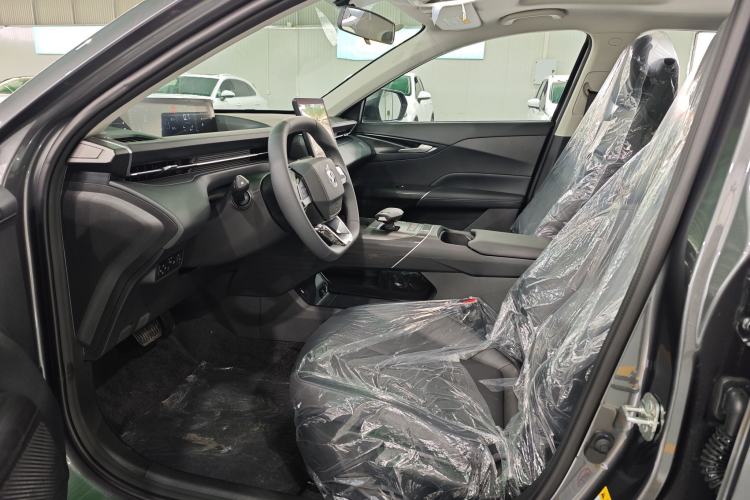 Used CHANGAN Eado 2025 Blue Whale 1.5T 500Bar Prestige Model Exterior 6