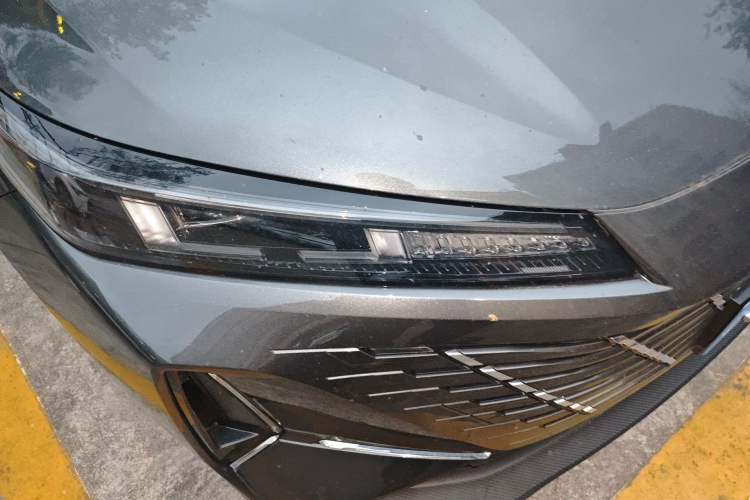 Used CHANGAN Eado 2025 Blue Whale 1.5T 500Bar Prestige Model Exterior 6