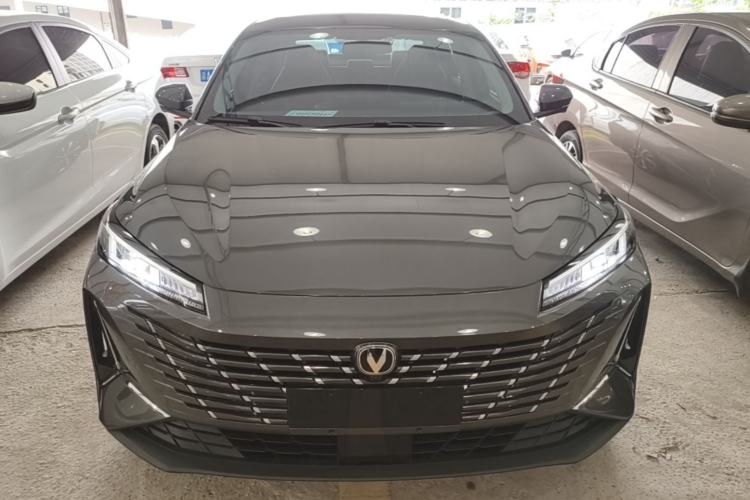 Used CHANGAN Eado 2025 Blue Whale 1.5T 500Bar Prestige Model Front