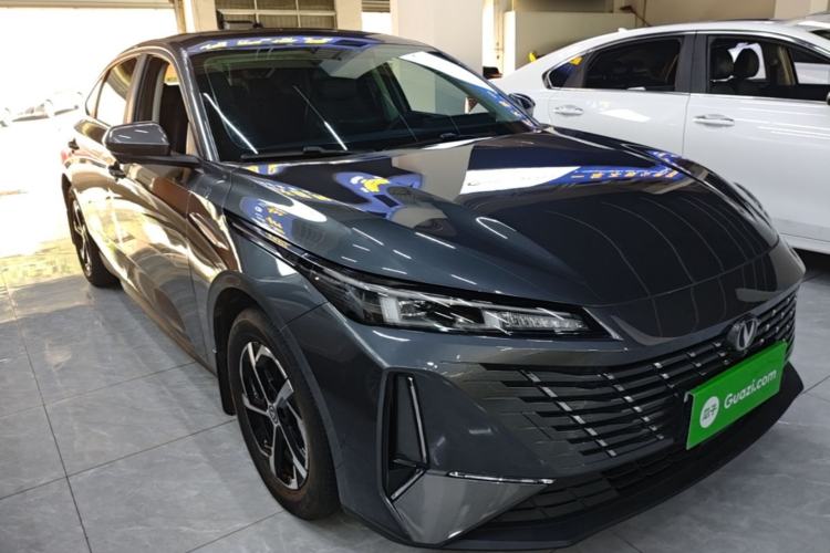 Used CHANGAN Eado 2025 Blue Whale 1.5T High-Energy Edition Front Right 45 Deg